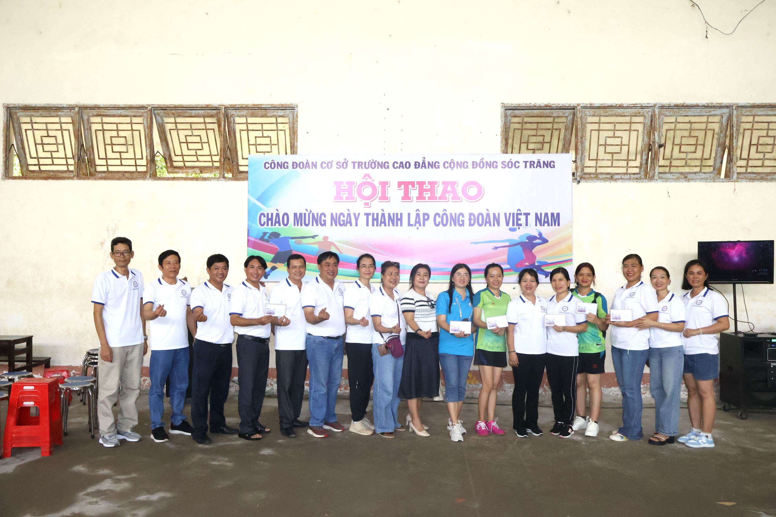 Sôi động Hội thao tại Trường Cao đẳng Cộng đồng Sóc Trăng: chung vui ngày Gia đình Việt Nam và kỷ niệm 96 năm Công đoàn Việt Nam